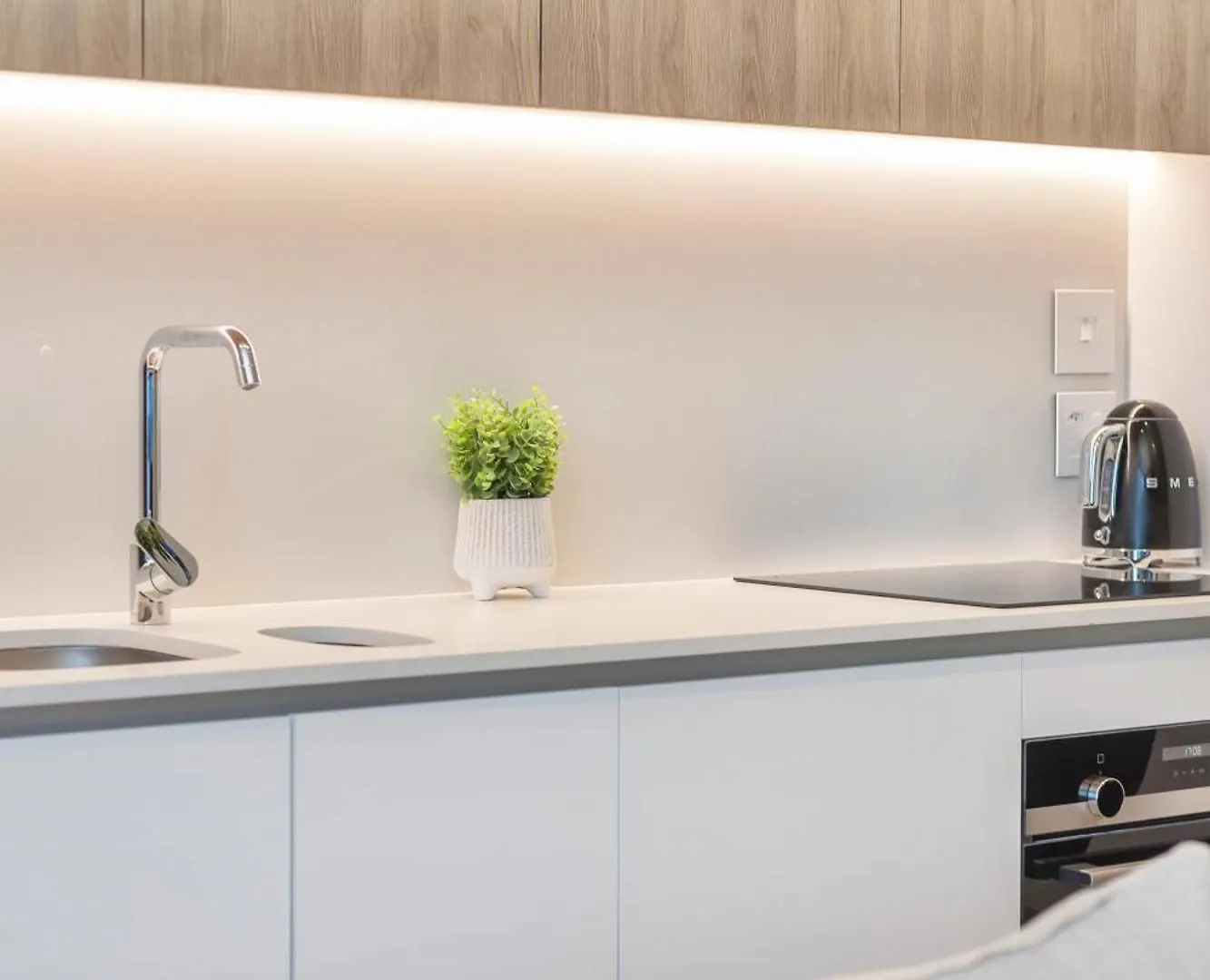 Urban Luxury At The Rubik Aparthotel Cape Town