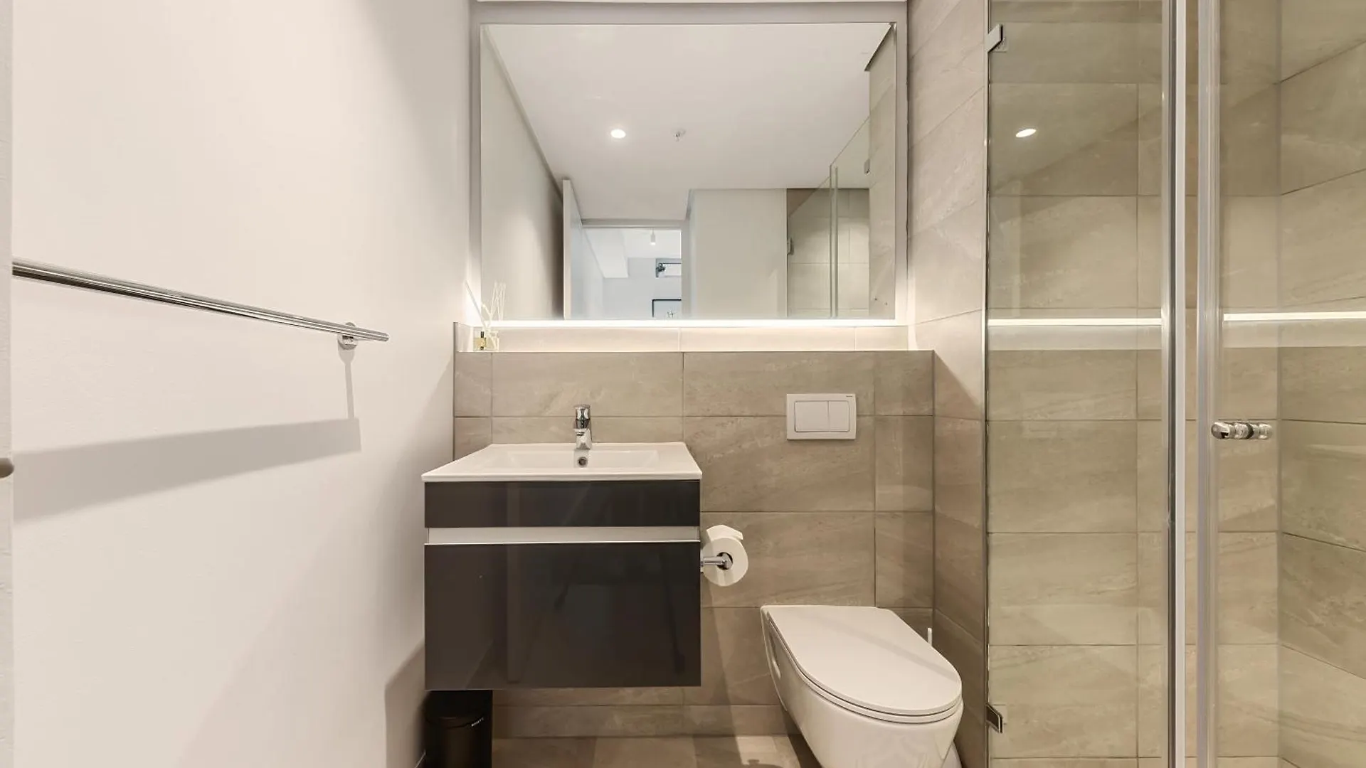 Urban Luxury At The Rubik Aparthotel Cape Town
